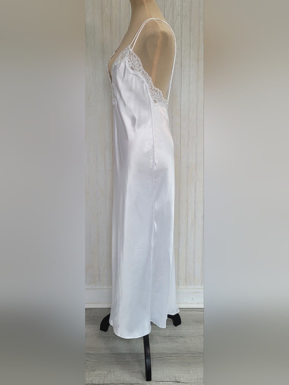 Vintage Victoria's Secret Gold Label Lace Nightgown Slip Dress White Size Small - Picture 2 of 15